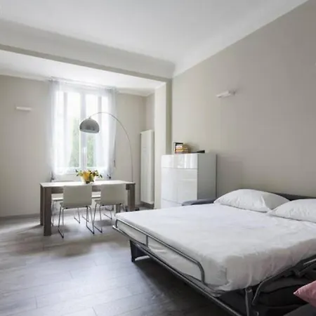 דירה Citta Studi Bright And Stylish Flat With Balcony מילאנו