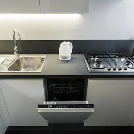 Citta Studi Bright And Stylish Flat With Balcony דירה מילאנו