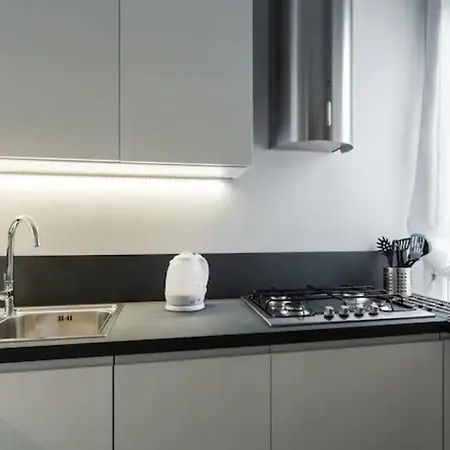 Citta Studi Bright And Stylish Flat With Balcony アパート ミラノ